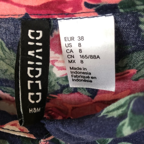 Floral Button down - Picture 2 of 2